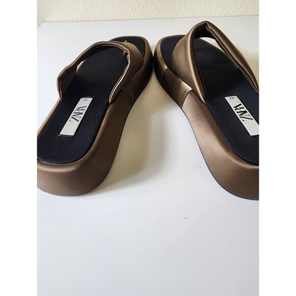 ZARA Green Satin Platform Flip Flop Sandals SZ 42 (US Size 10) - Picture 4 of 5